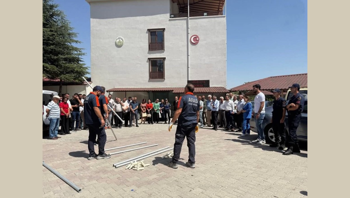 Elazığ'da afet farkındalık ve yangın eğitimi