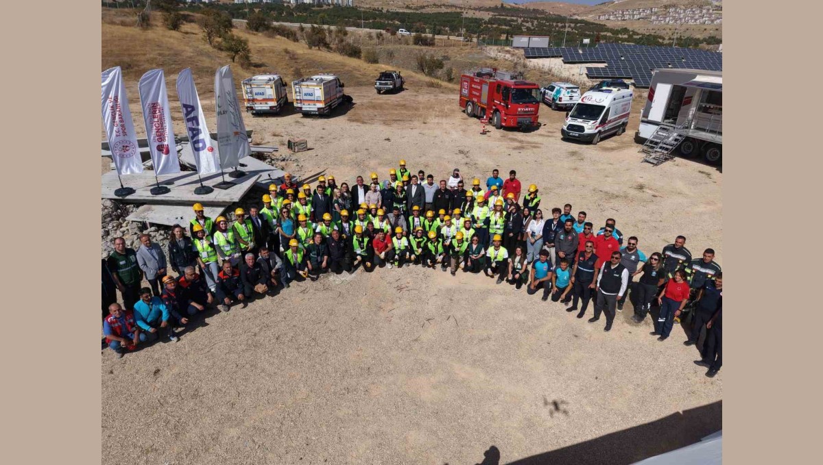 Elazığ'da afet tatbikatı: Palu'da deprem senaryosu canlandırıldı