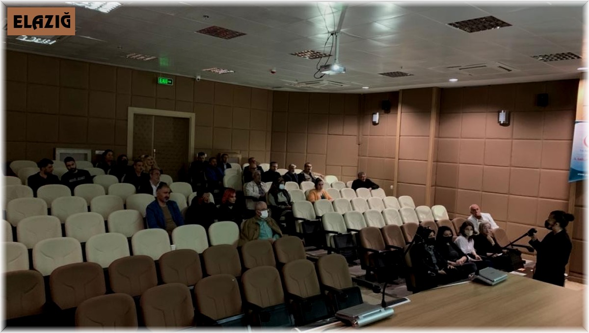 Elazığ'da aile hekimlerine yönelik hizmet içi eğitim programı sürüyor