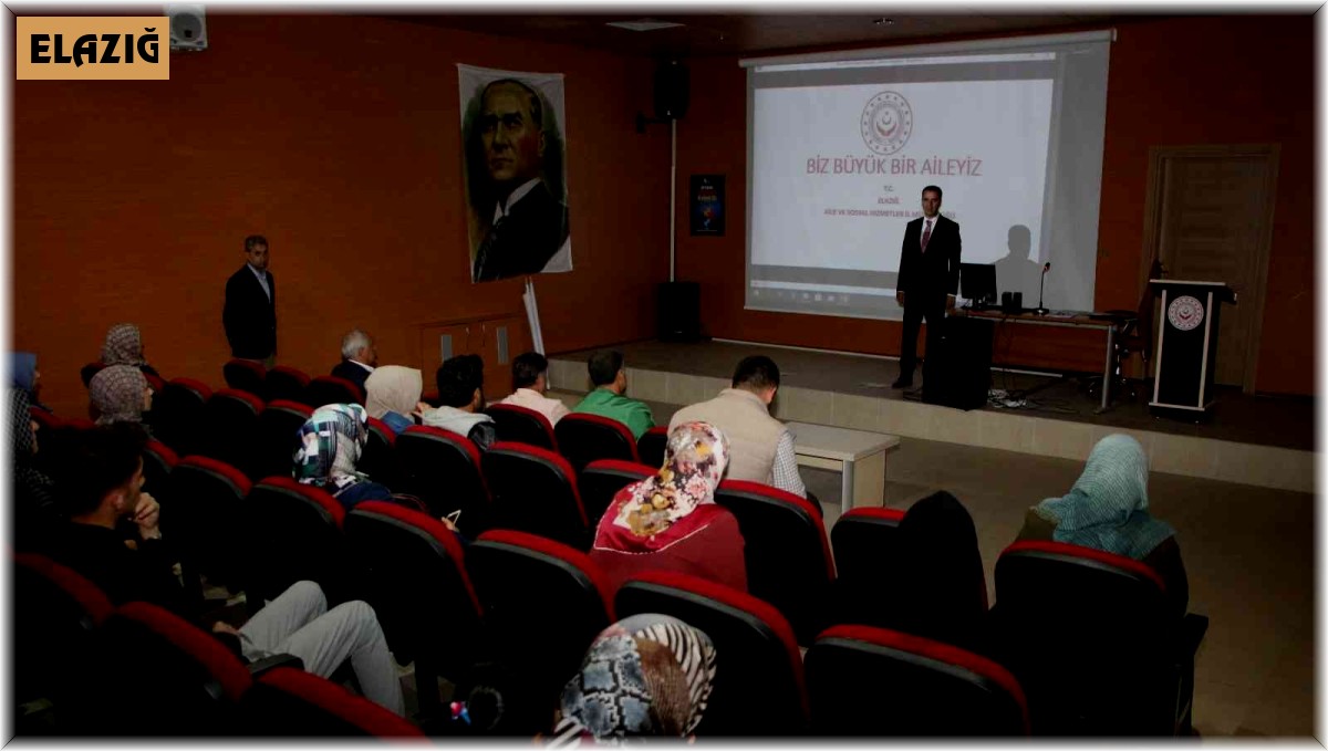 Elazığ'da ailelere 'Değerler Eğitimi' eğitimi verildi