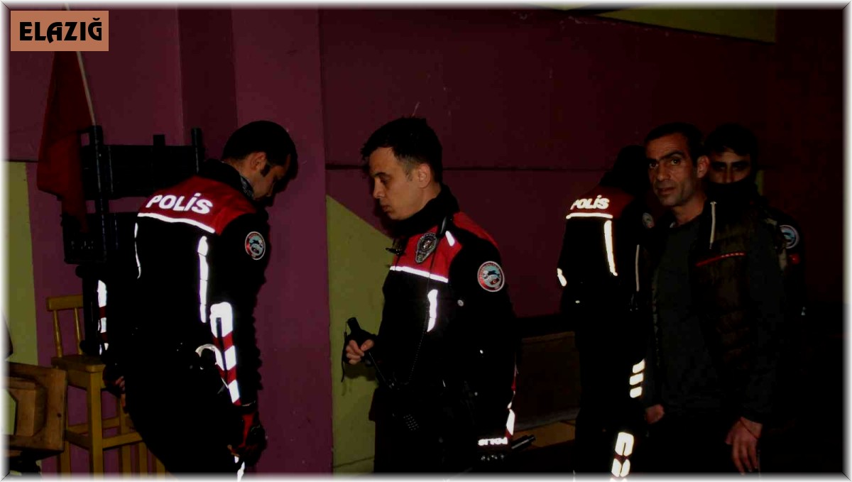 Elazığ'da asayiş uygulamasında aranan 1 şahıs yakalandı