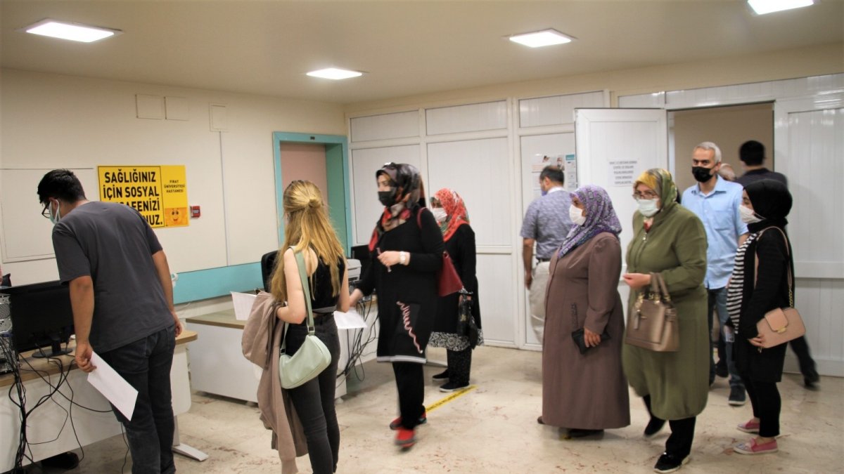 Elazığ'da aşılama yoğunluğu, bugüne kadar 247 bin 290 kişi aşılandı