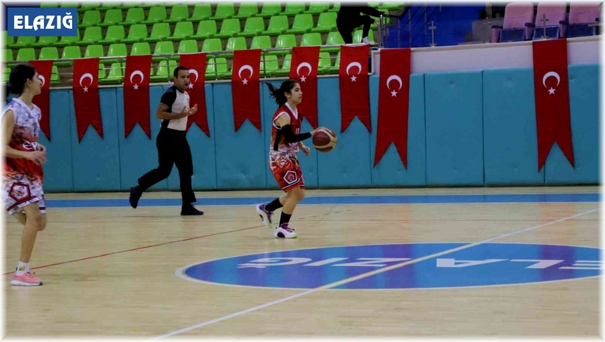 Elazığ'da basketbol yerel lig müsabakaları başladı