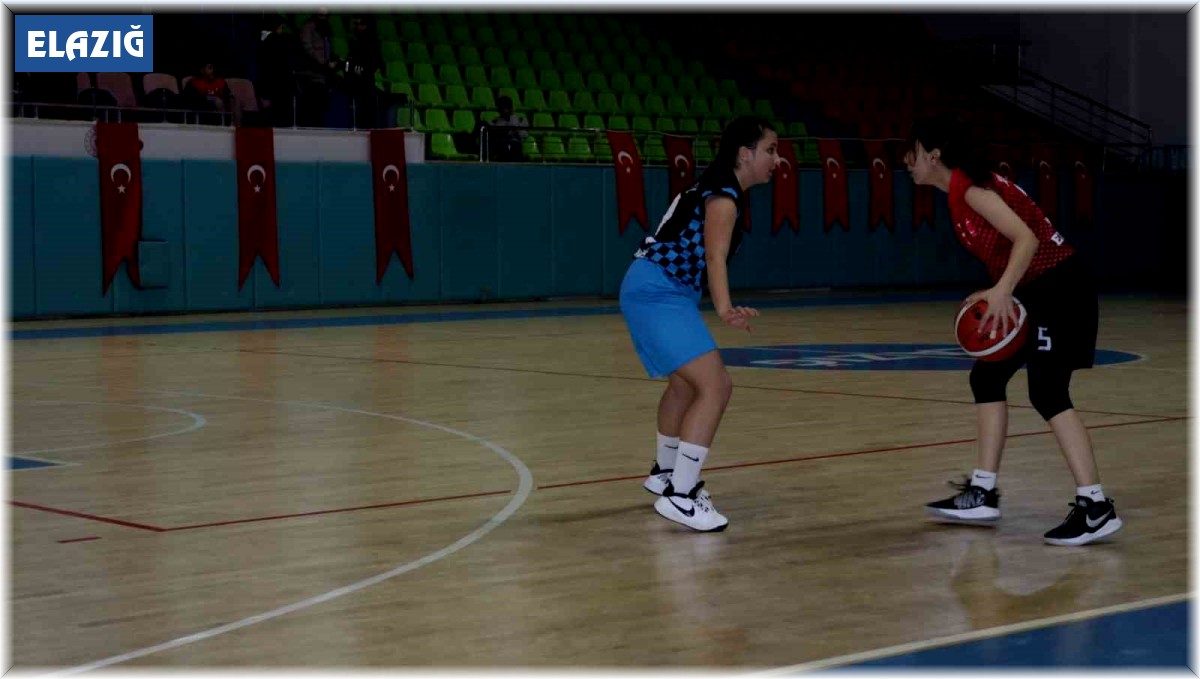 Elazığ'da Basketbol Yıldızlar İl Şampiyonası başladı