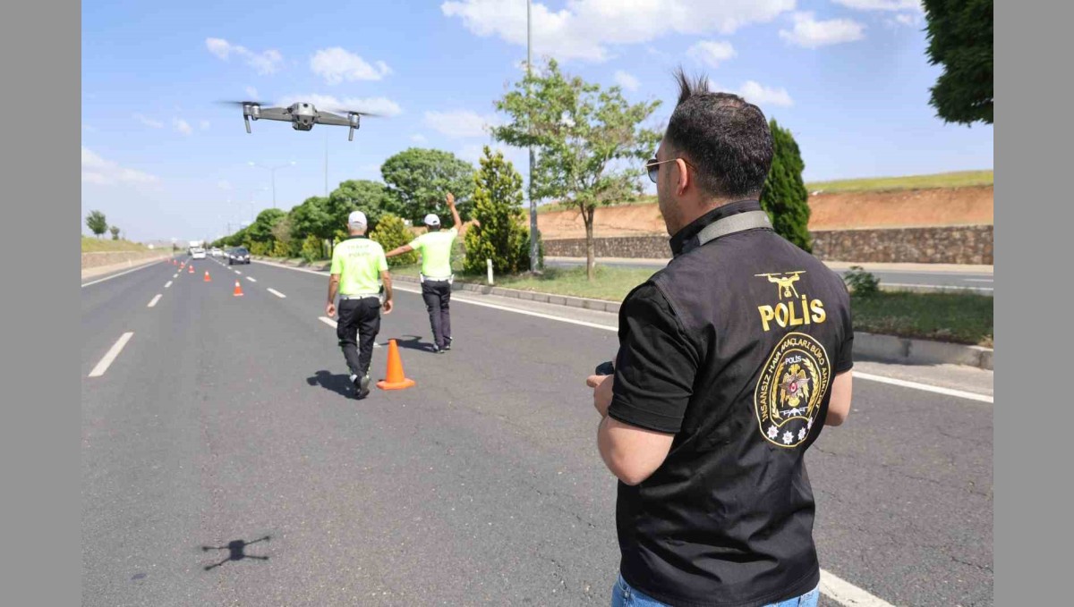 Elazığ'da bayram öncesi dron destekli trafik denetimi