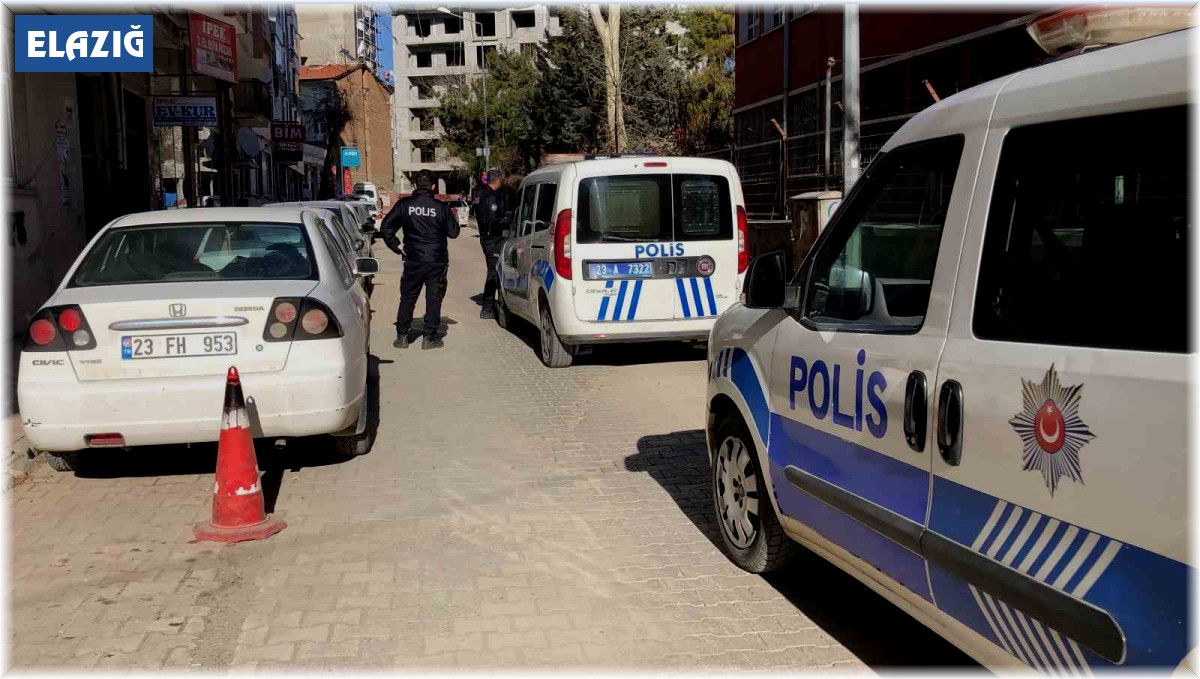 Elazığ'da bıçaklı kavga: 1 yaralı