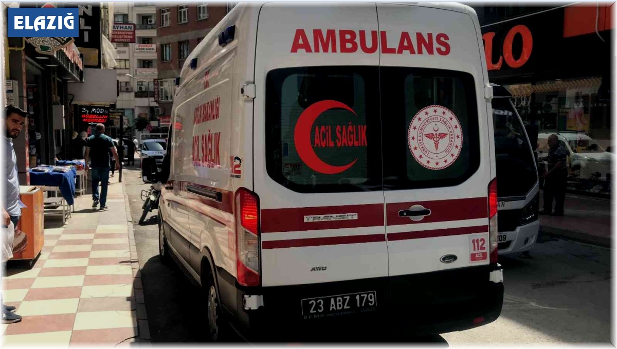 Elazığ'da bıçaklı kavga: 1 yaralı