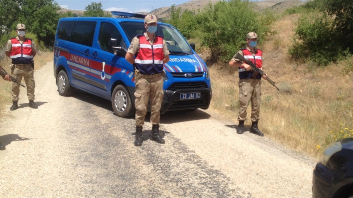 Elazığ'da bir köy karantinaya alındı