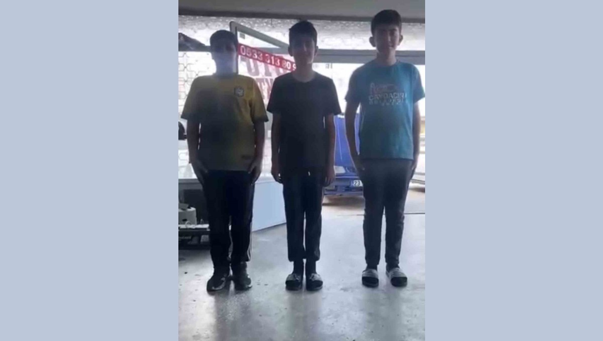 Elazığ'da bir sanayide 'çıraklık yemini' töreni