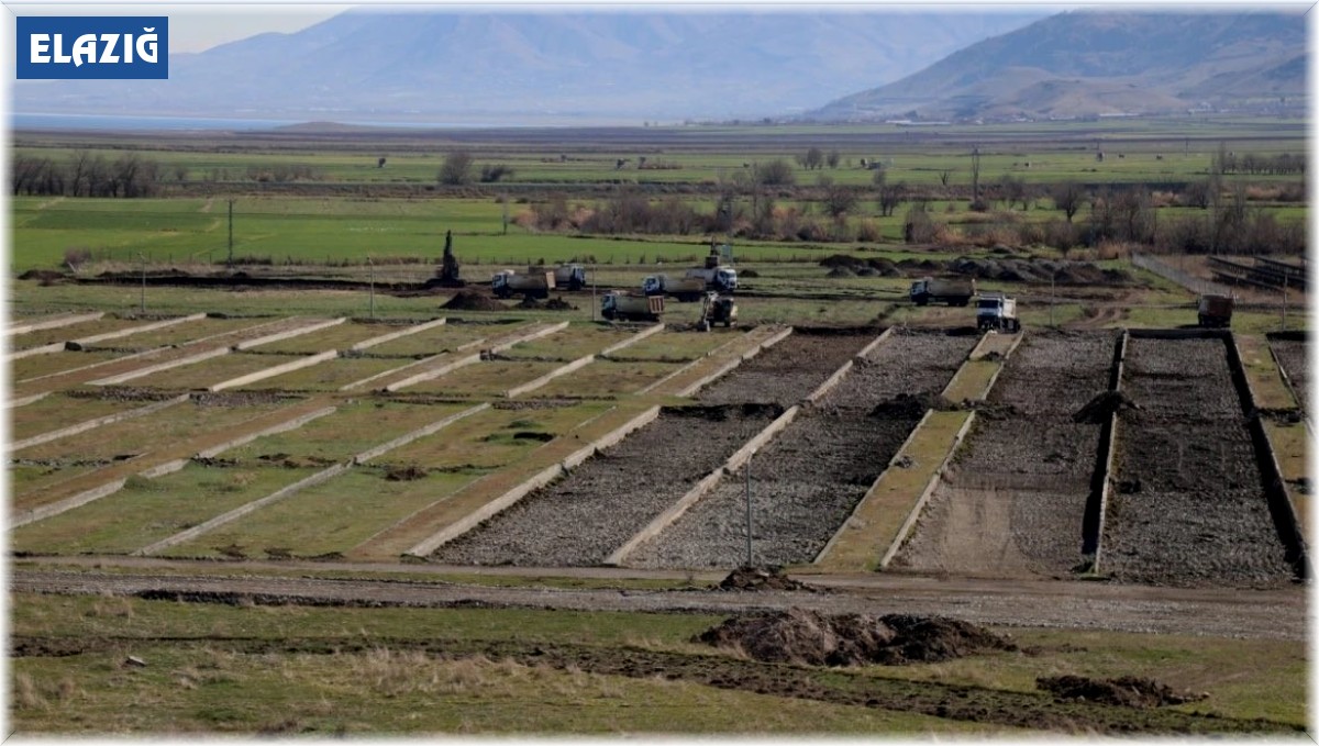 Elazığ'da biyolojik atık su arıtma tesisi için ilk kazma vuruldu