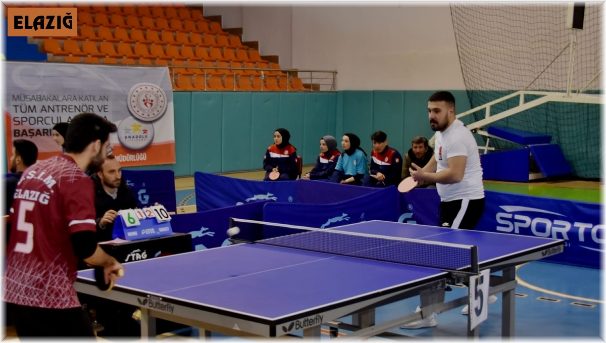 Elazığ'da Bölgesel Masa Tenisi Turnuvası sona erdi