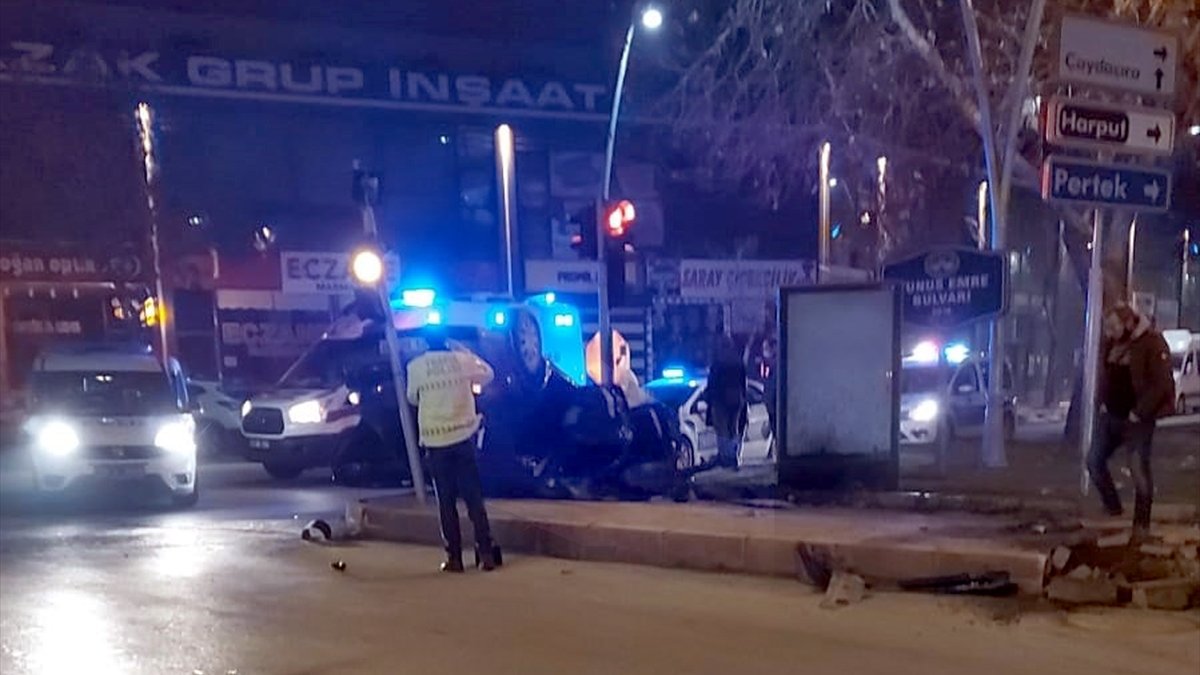 Elazığ'da çaldığı araçla kaçarken kaza yapan şüpheli yaralandı