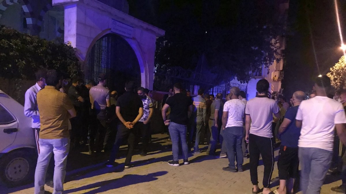Elazığ'da cami avlusunda erkek cesedi bulundu