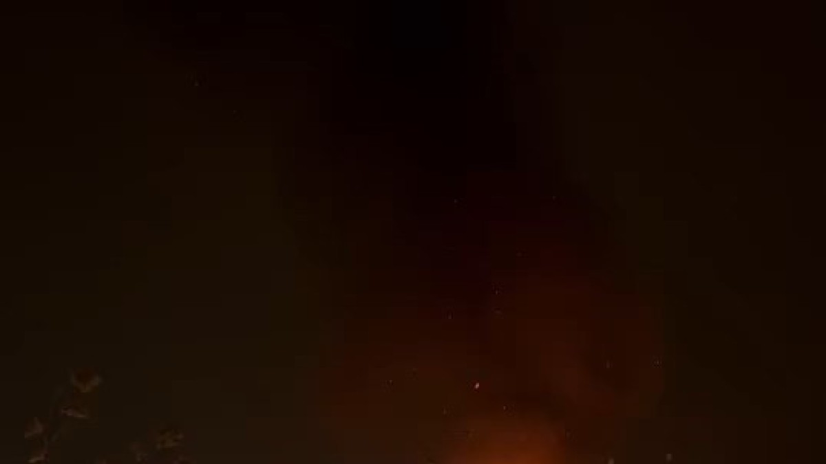 Elazığ'da çatı yangını