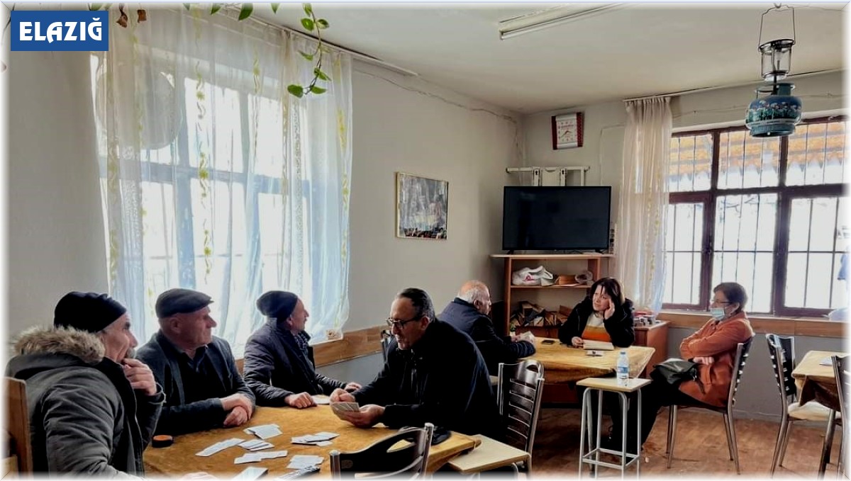 Elazığ'da çiftçileri bilgilendirme çalışları sürüyor