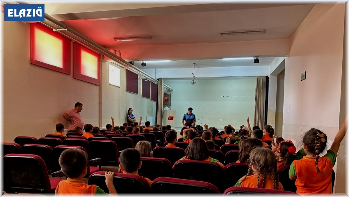 Elazığ'da çocuklara polis teşkilatı tanıtıldı