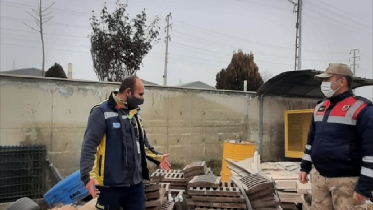 Elazığ'da demir mazgal çalan hırsızlık zanlısı tutuklandı