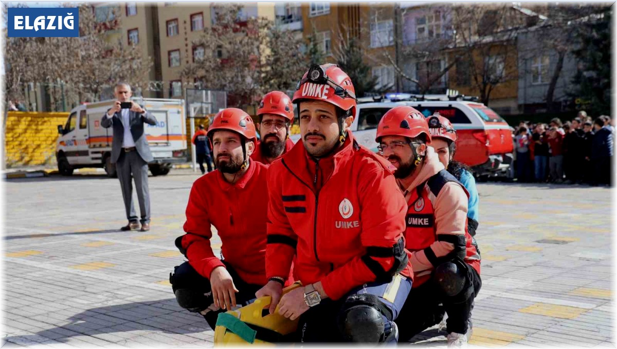 Elazığ'da deprem ve yangın tatbikatı