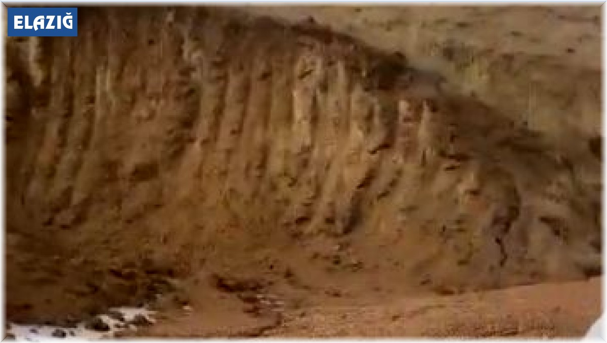 Elazığ'da dolu yağışı