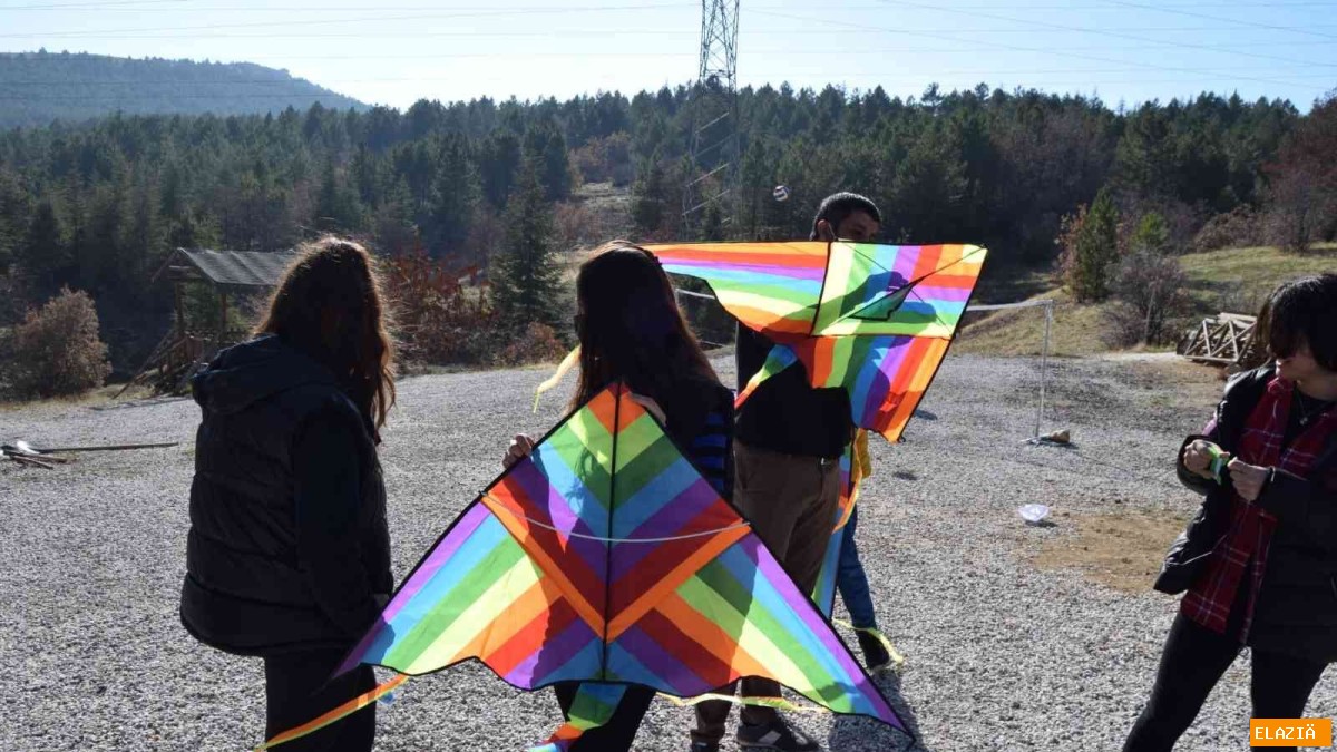Elazığ'da 'Dünya Çocuk Hakları Günü' etkinliği
