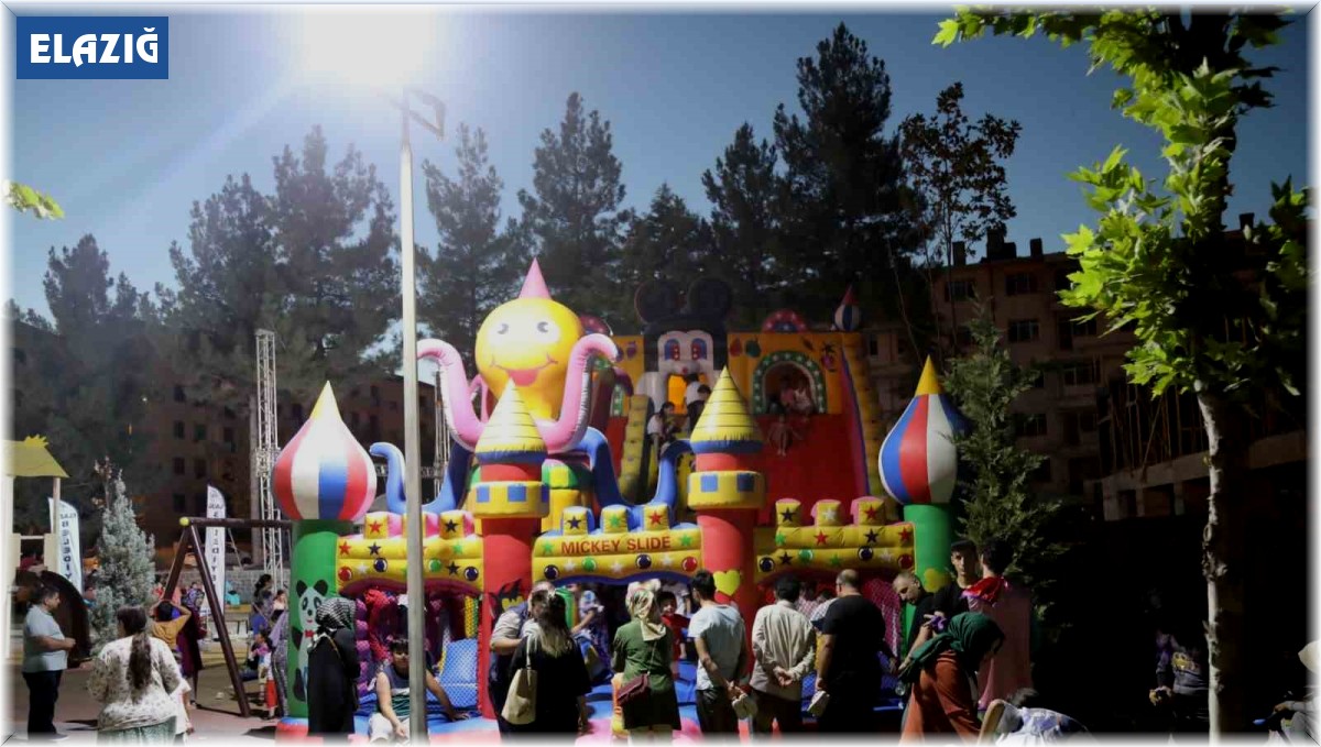 Elazığ'da düzenlenen etkinliklerde çocuklar doyasıya eğlendi