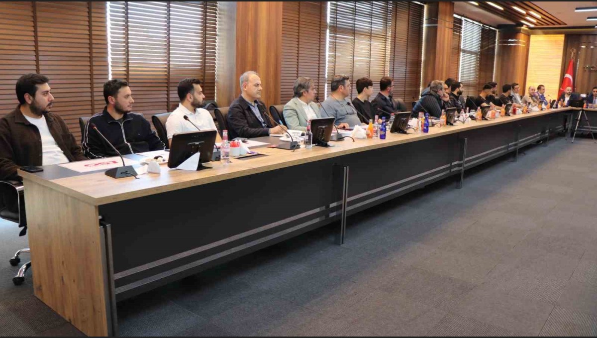 Elazığ'da e-ihracat ve ticaret konferansı