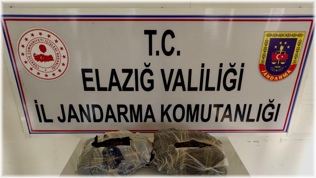Elazığ'da el çantasında 2 kilo 150 gram esrar ele geçirildi