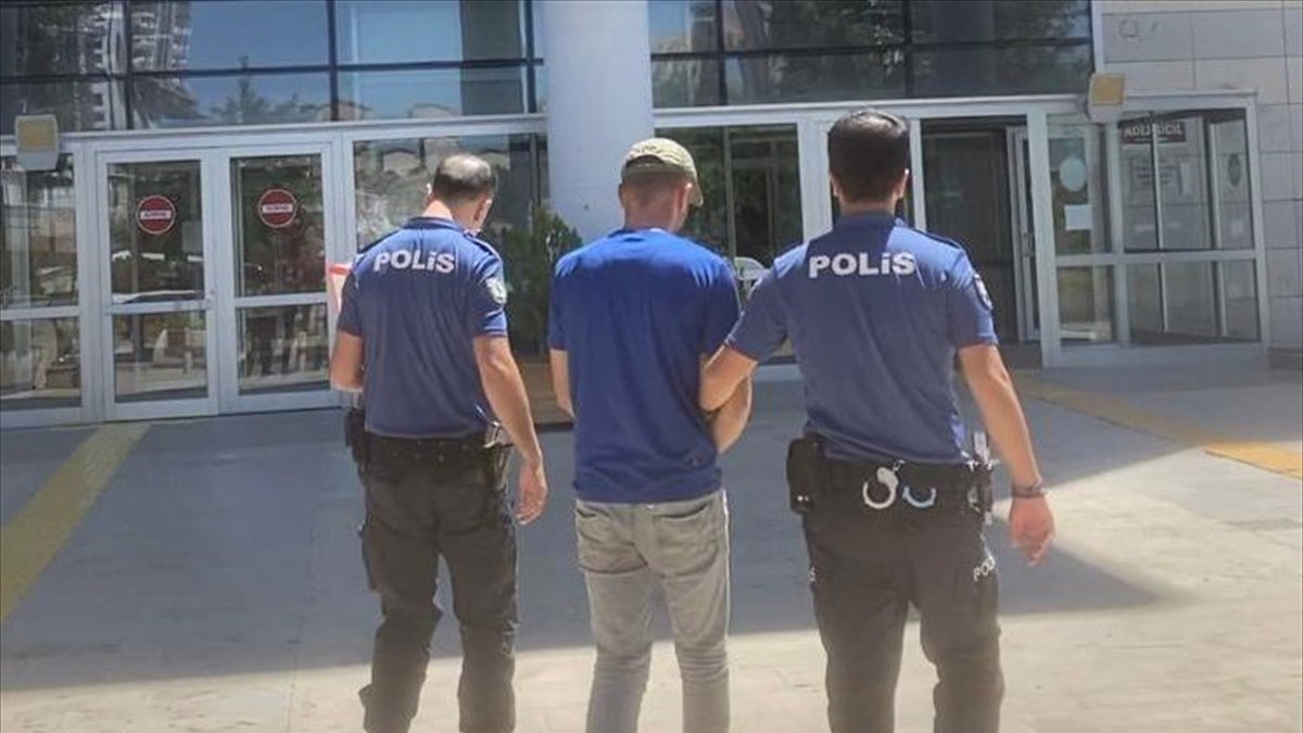 Elazığ'da evden hırsızlık yaptığı öne sürülen şüpheli tutuklandı