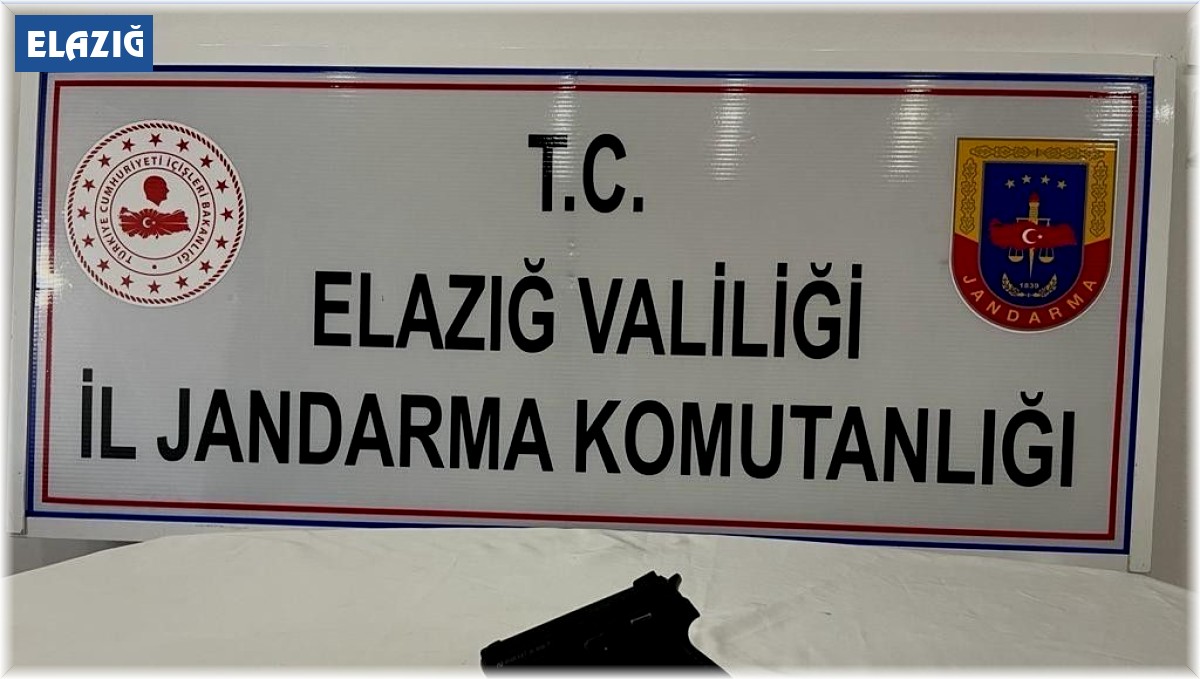 Elazığ'da gerçek silaha dönüştürülen tabanca yakalandı