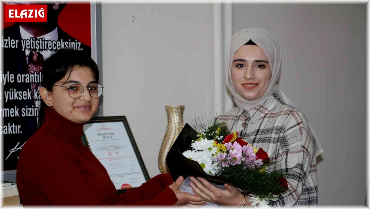 Elazığ'da görev yapan en genç ve en tecrübeli öğretmene anlamlı ziyaret