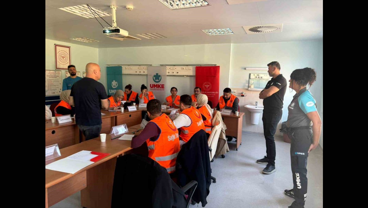 Elazığ'da hastane afet ve acil durum planı eğitimi