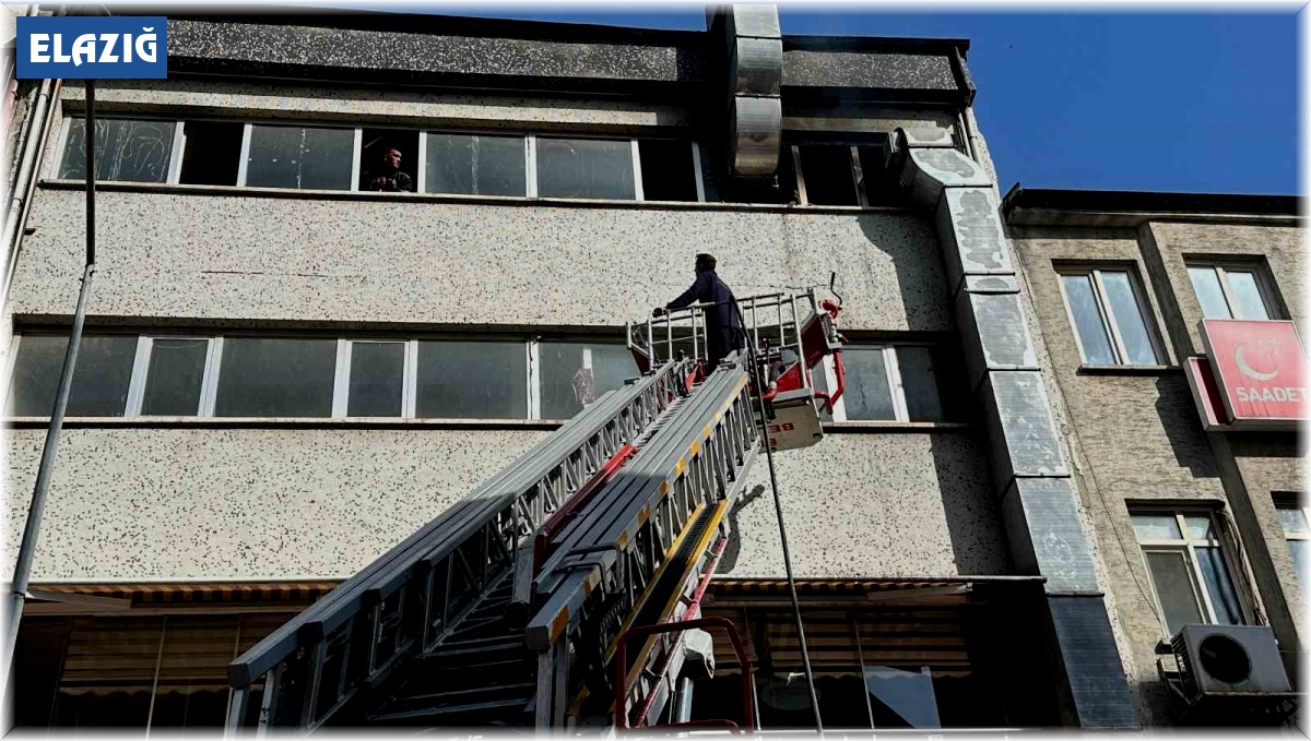 Elazığ'da havalandırma motoru yangın çıkardı