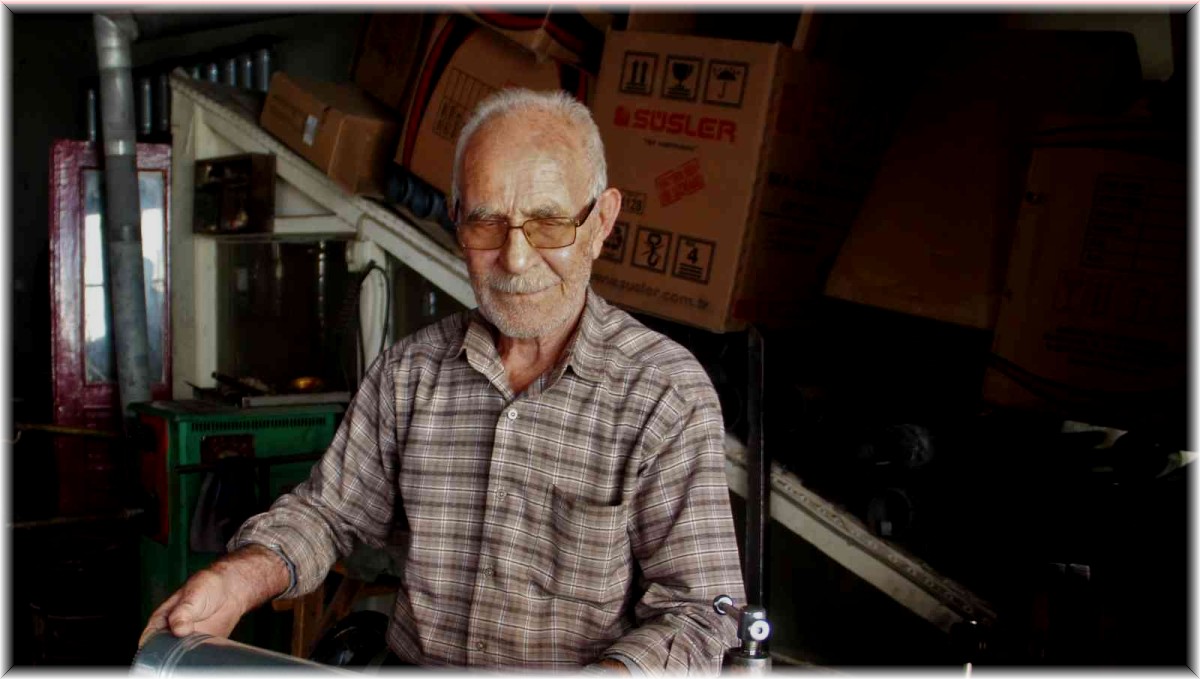 Elazığ'da havaların soğumasıyla birlikte sobalara rağbet başladı