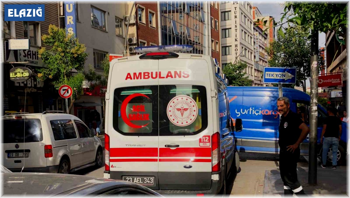 Elazığ'da iki grup arasında kavga: 3 yaralı