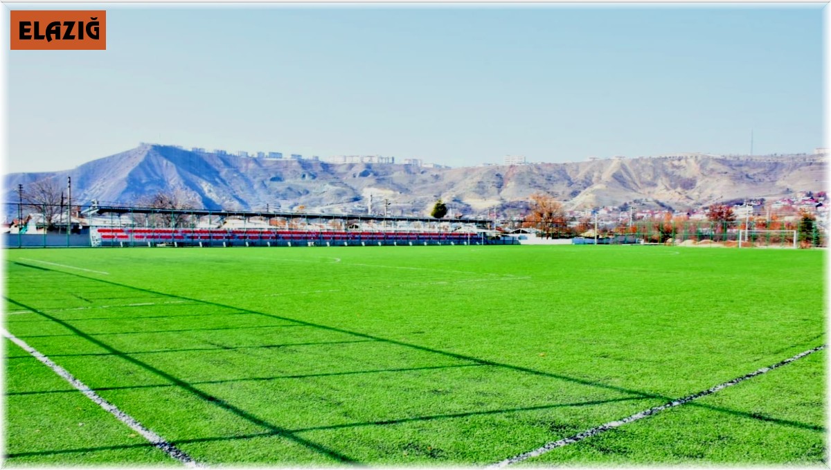 Elazığ'da ilçe sahaları yenileniyor