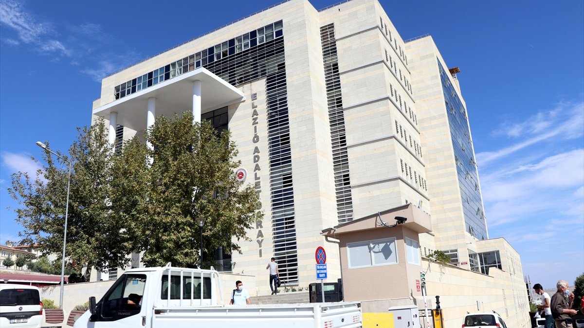 Elazığ'da internet kafeden telefon çalan şüpheli tutuklandı