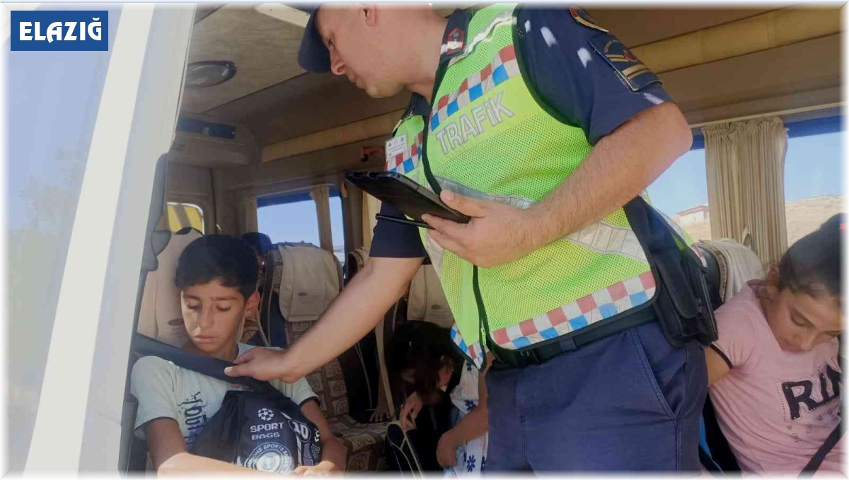 Elazığ'da jandarmadan radarlı ve dronlu trafik denetimi