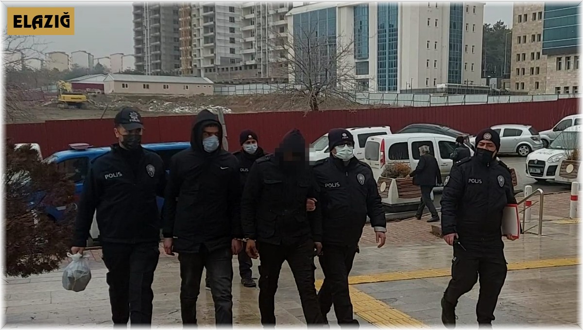 Elazığ'da kablo çalan 3 şüpheli polis ekipleri tarafından yakalandı