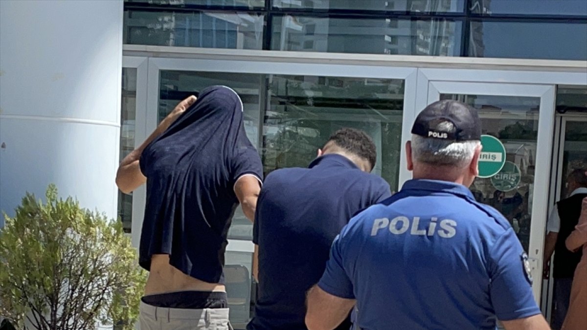 Elazığ'da kablo çalarken yakalanan 2 zanlı tutuklandı