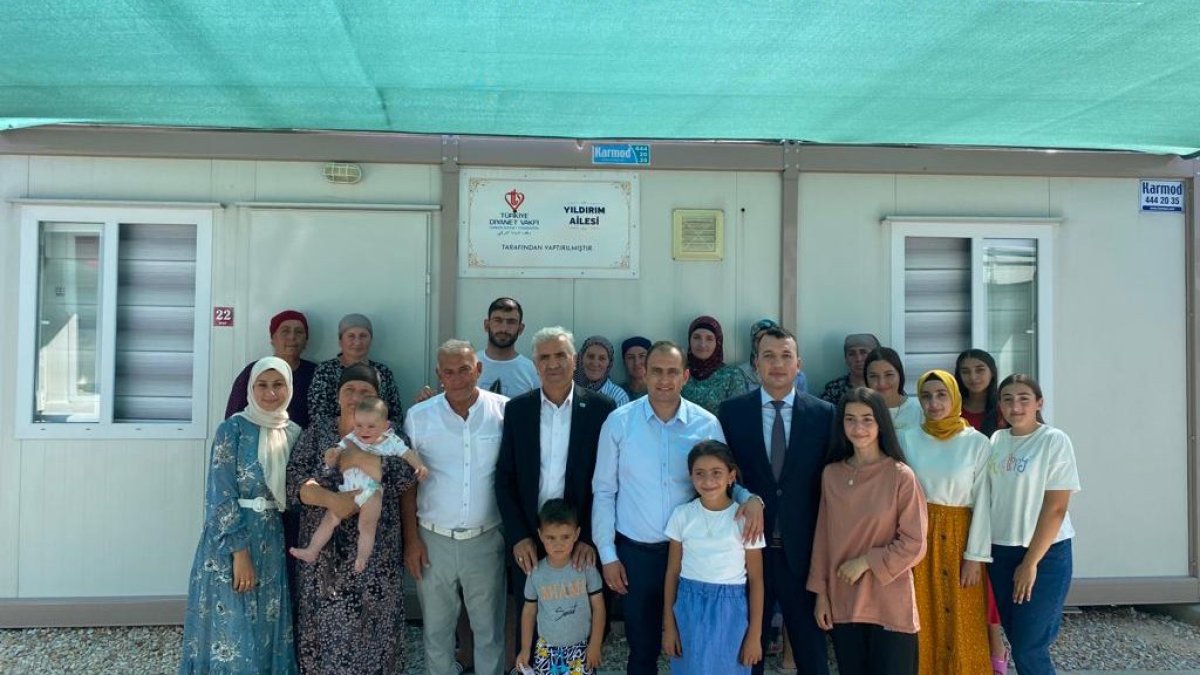 Elazığ'da kalan Ahıska Türkleri bayramlaştı