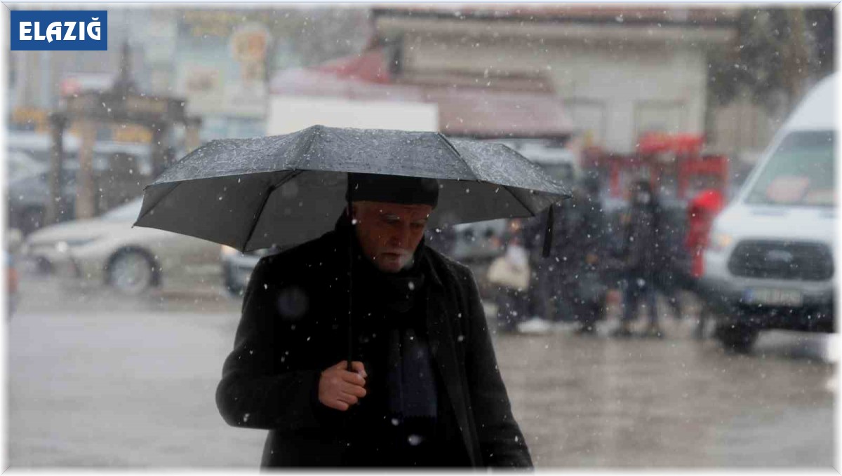Elazığ'da kar yağışı başladı