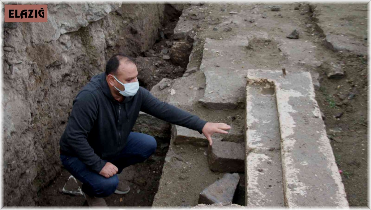Elazığ'da kentsel dönüşüm kazılarında bulunan kilise gün yüzüne çıkıyor
