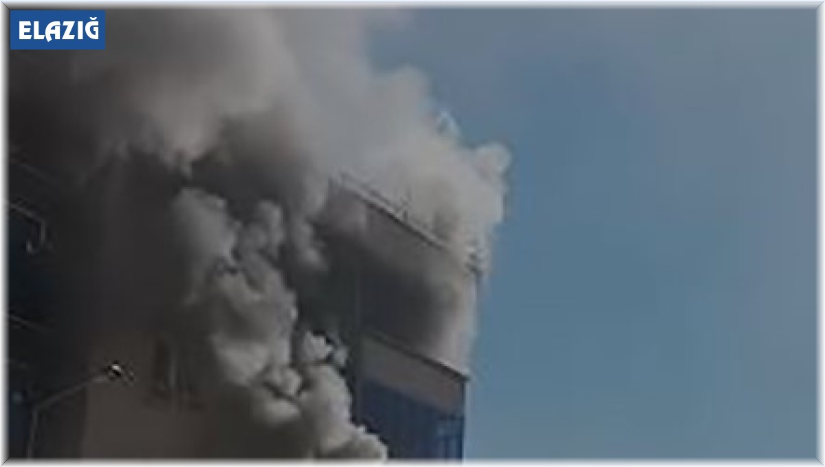 Elazığ'da korkutan ev yangını