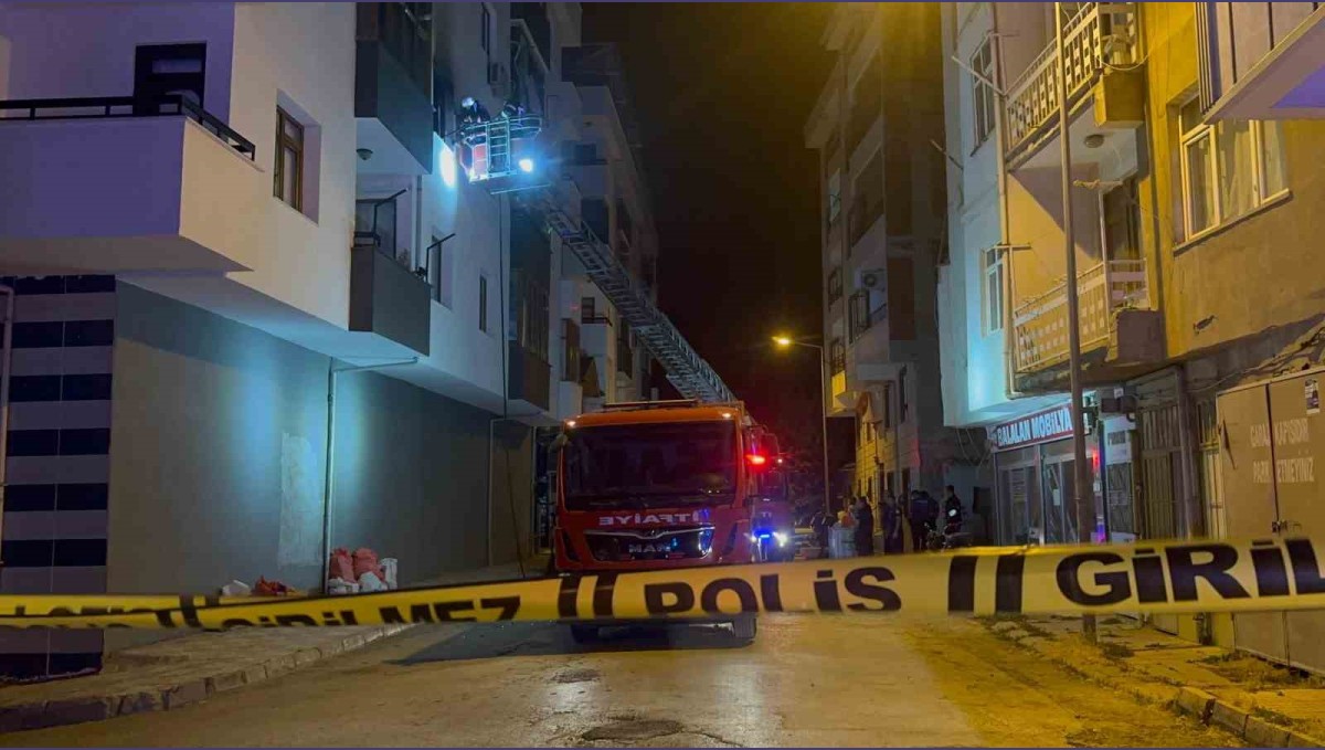 Elazığ'da korkutan yangın: 1 kişi dumandan etkilendi