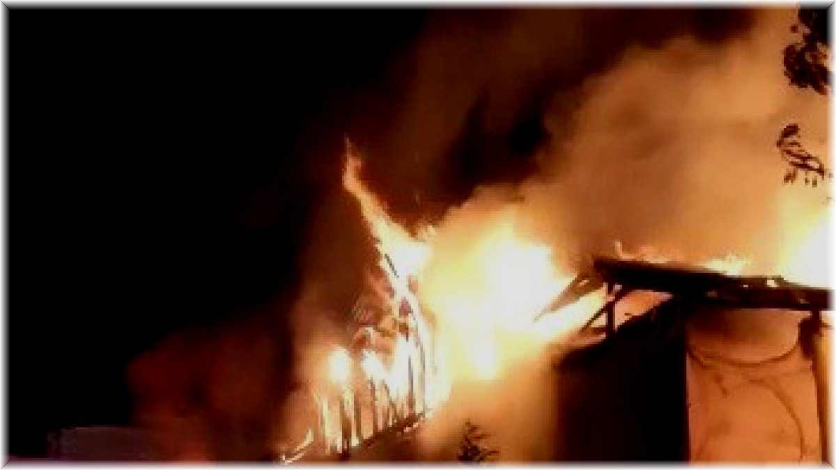 Elazığ'da korkutan yangın