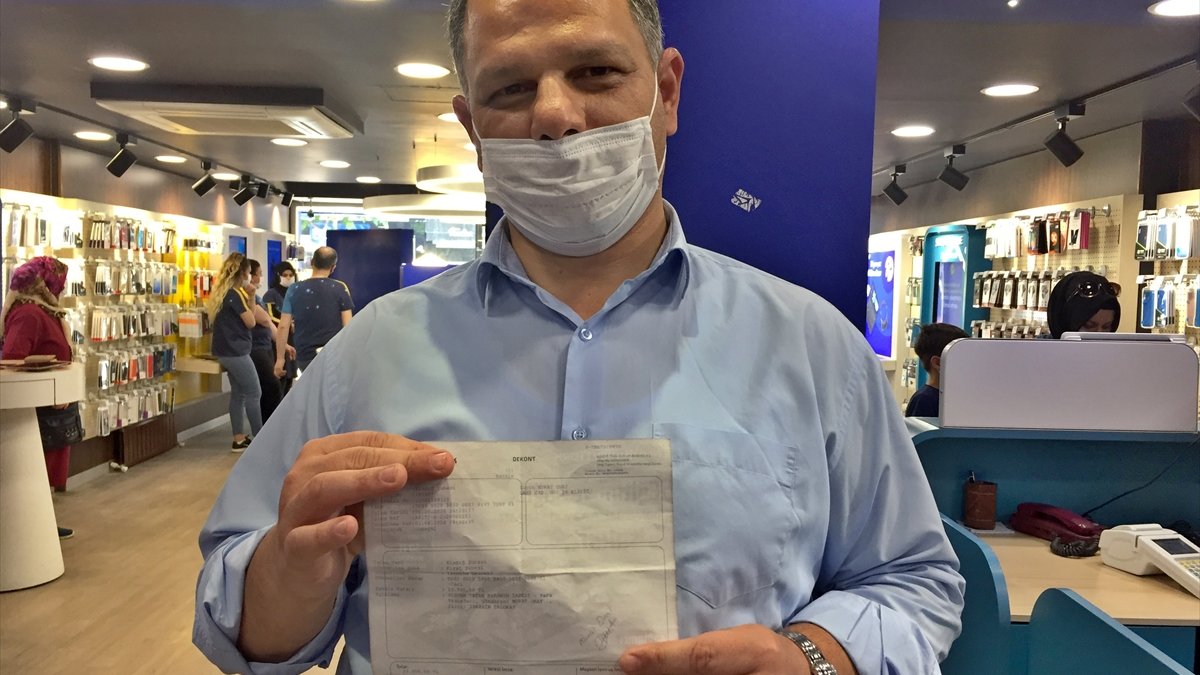 Elazığ'da mağaza çalışanı, yanlışlıkla hesabına yatırılan 20 bin lirayı iade etti