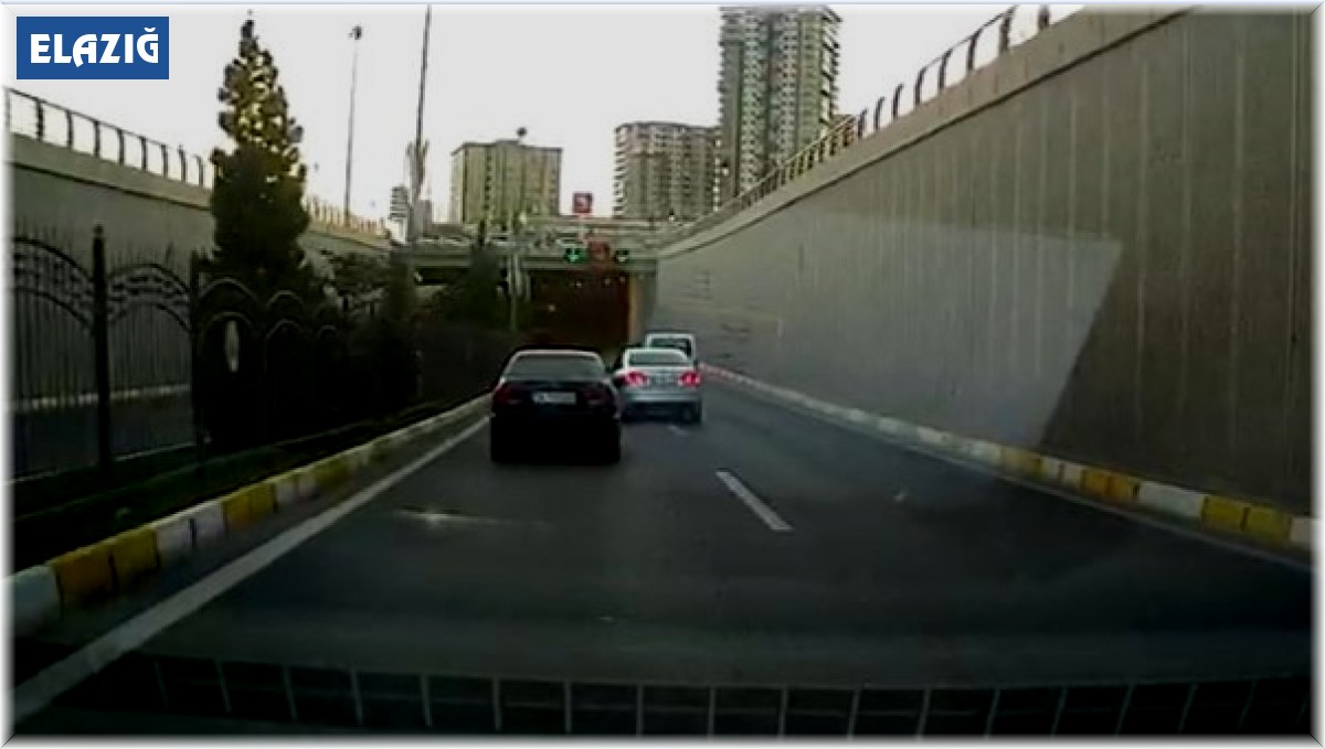 Elazığ'da makas atan sürücü kameralara yansıdı