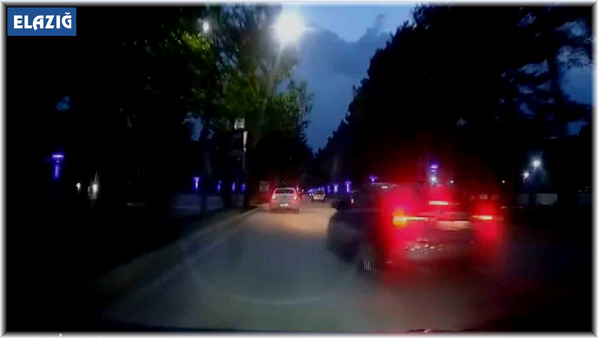 Elazığ'da makas atan sürücü kameraya yansıdı