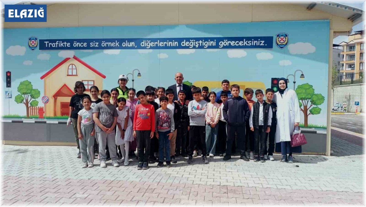 Elazığ'da öğrenciler trafik kuralları konusunda bilinçlendirildi