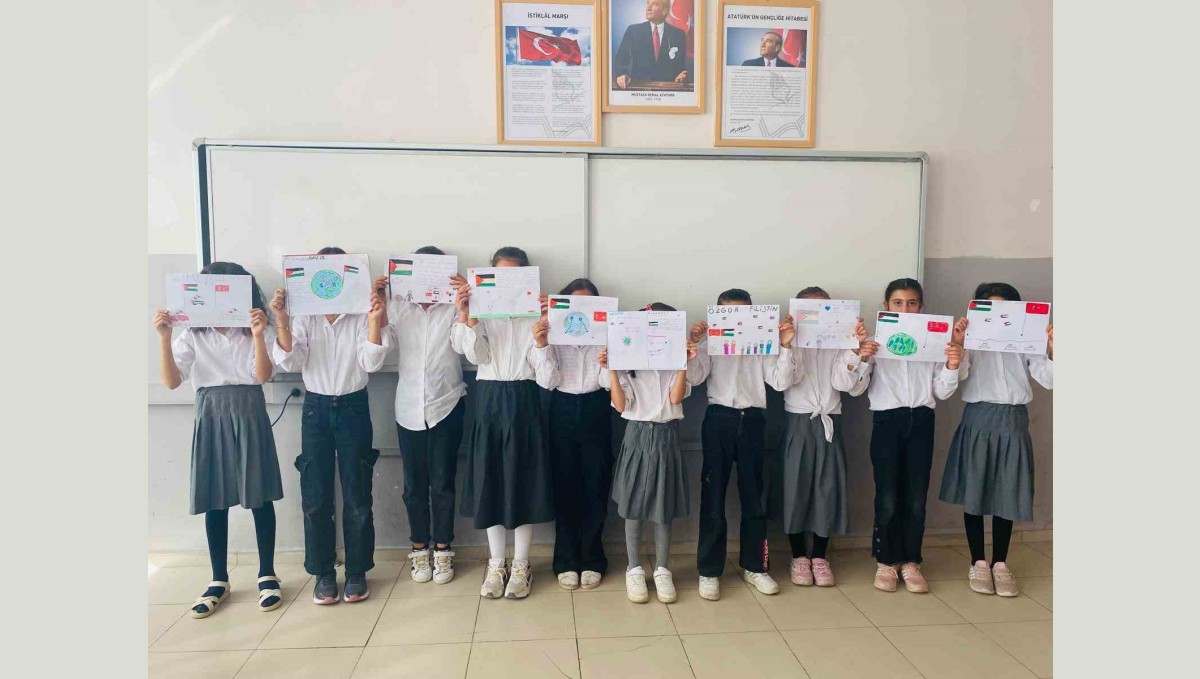 Elazığ'da öğrencilerden Filistin'e destek